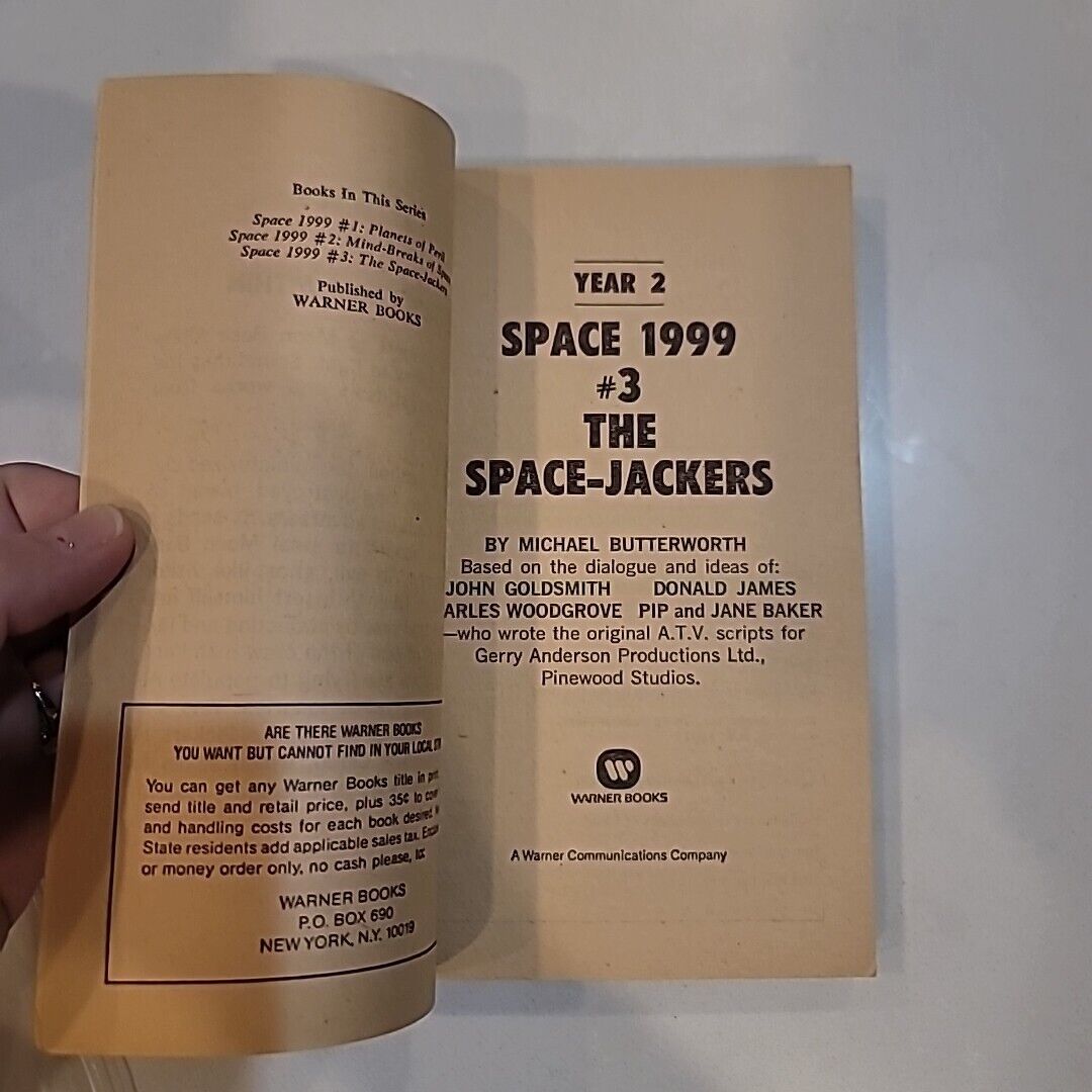 Space: 1999 #3 The Space-Jackers by Michael Butterworth (Paperback)
