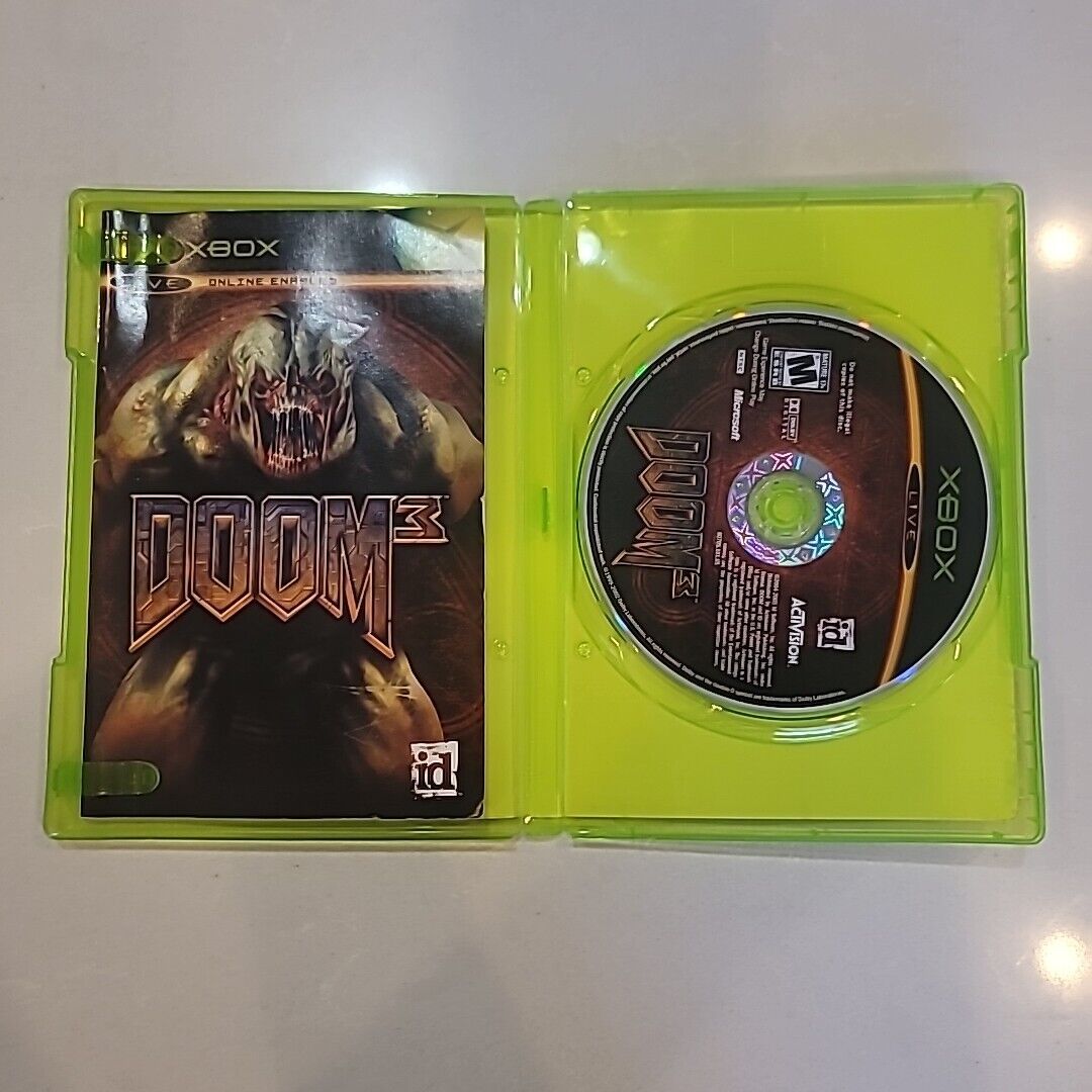 Doom 3 (Microsoft Xbox, 2005) Complete W/ Manual