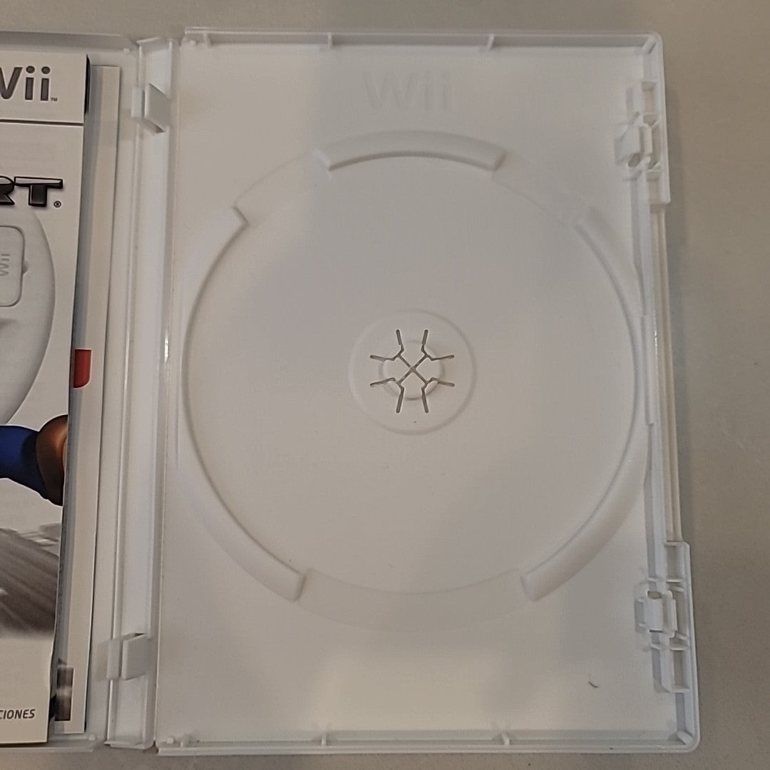 CASE AND MANUAL ONLY - NO GAME - Mario Kart Wii - Nintendo Wii