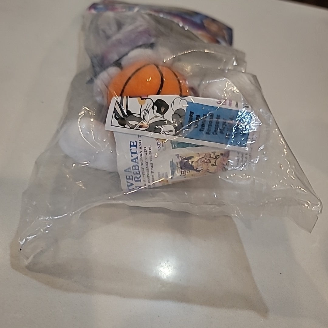NEW! Space Jam Bugs Bunny McDonalds Plush Toy Movie Collectible 1996 Happy Meal