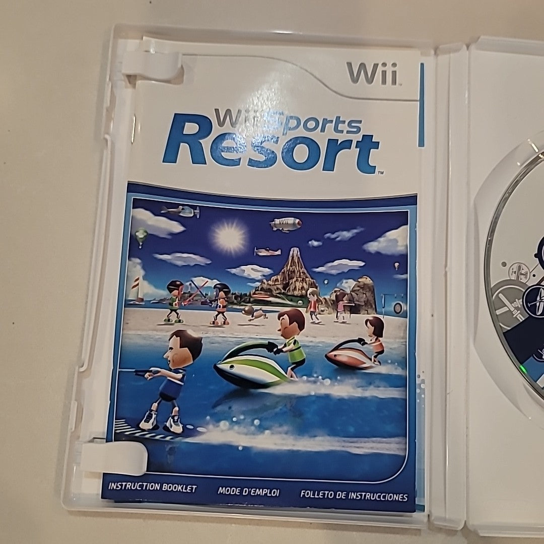 Complete! Wii Sports Resort Nintendo Wii 2009 w/Manuals & Inserts - Tested/Works