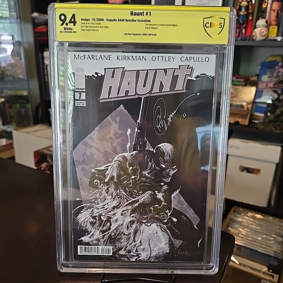 Haunt #1 CBCS 9.4 NM Image Comics - Signed Greg Capullo