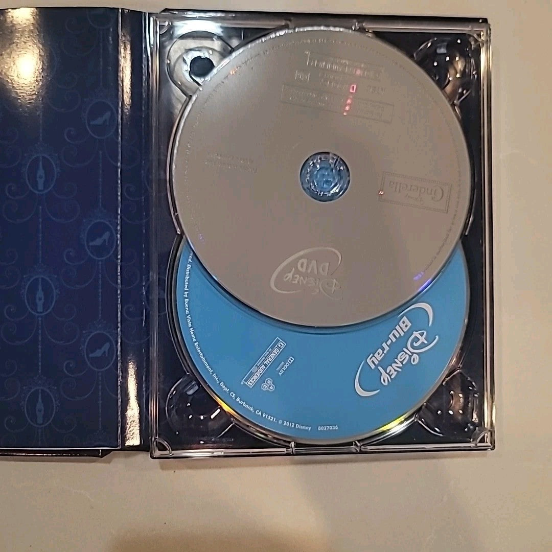 DISNEY CINDERELLA DIAMOND EDITION BLU-RAY + DVD "DIGIBOOK"