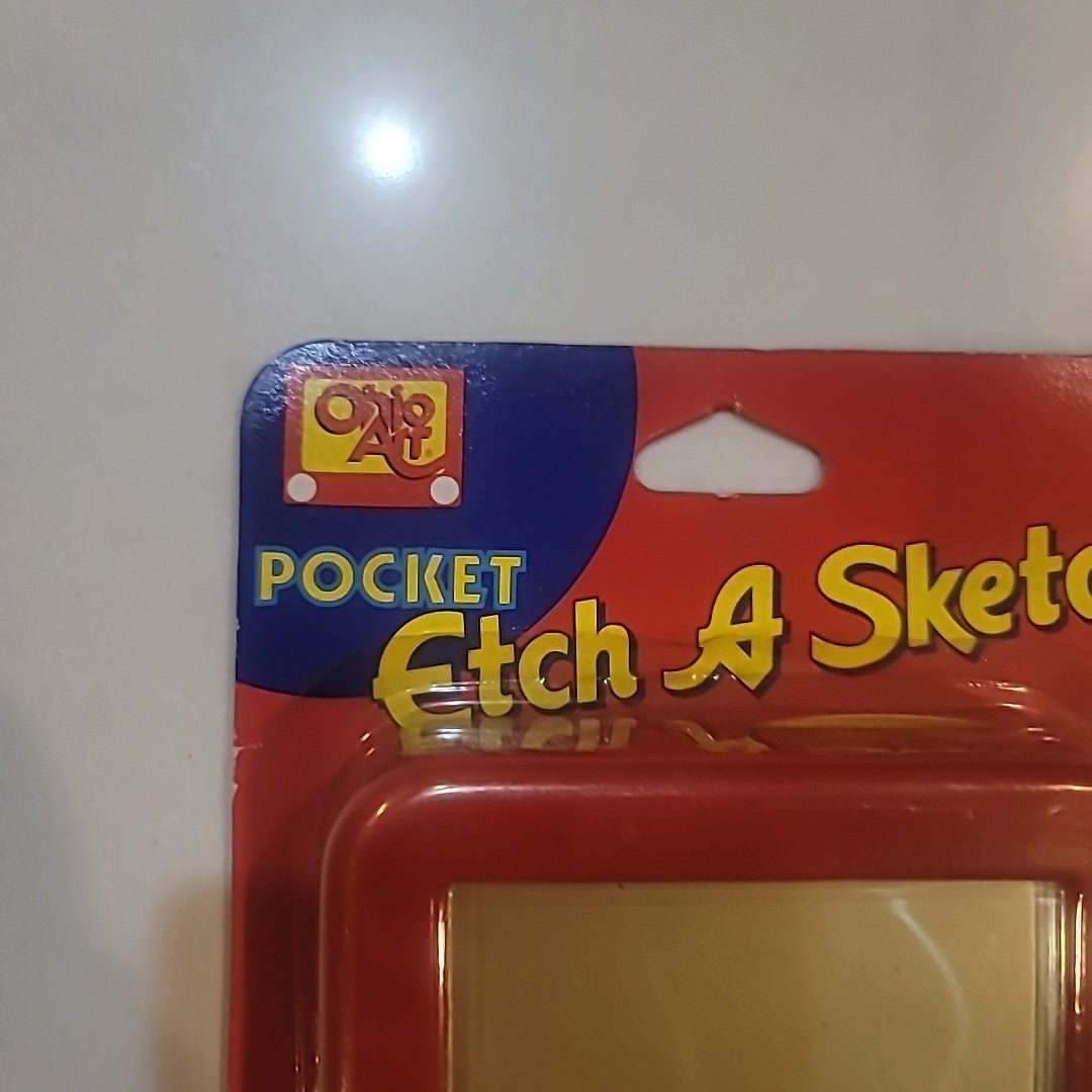 Vintage Pocket Etch A Sketch Ohio Art 1997 NOS 515