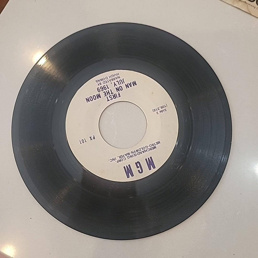 First Man on the Moon Record, 45rpm