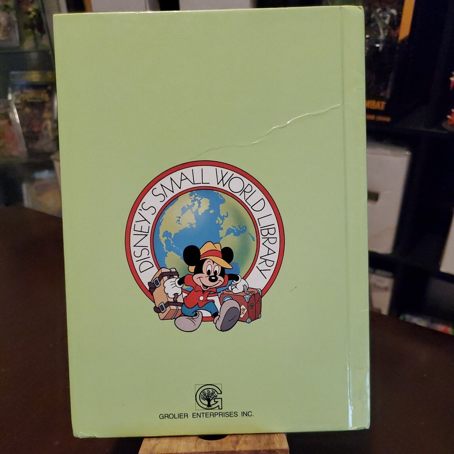 GOOFY TAKES OFF ADVENTURE IN SWITZERLAND Disney's Small World Library book148b