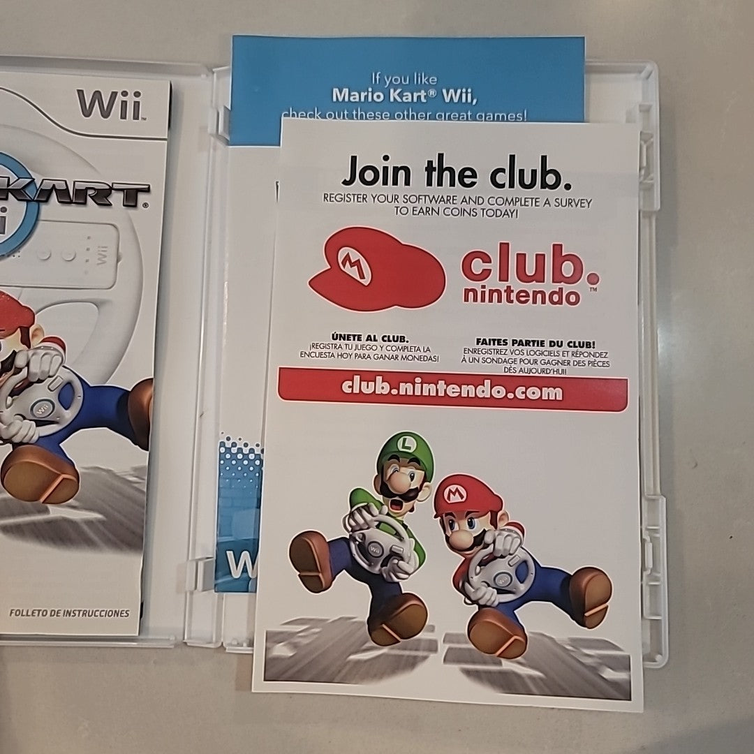 CASE AND MANUAL ONLY - NO GAME - Mario Kart Wii - Nintendo Wii