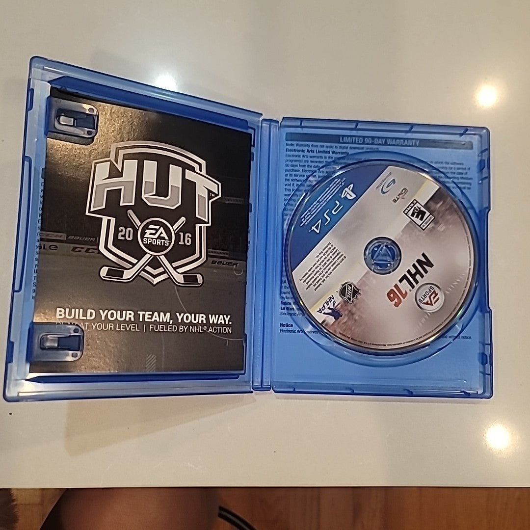 NHL 16 (Sony PlayStation 4, 2015) Complete - Tested Working -