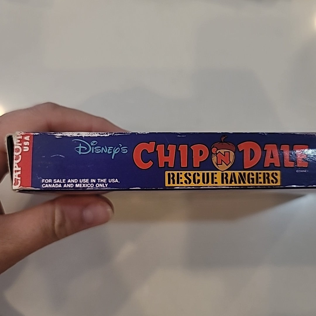 1990 NINTENDO NES CAPCOM DISNEY CHIP 'N DALE RESCUE RANGERS, CART BOX MANUAL