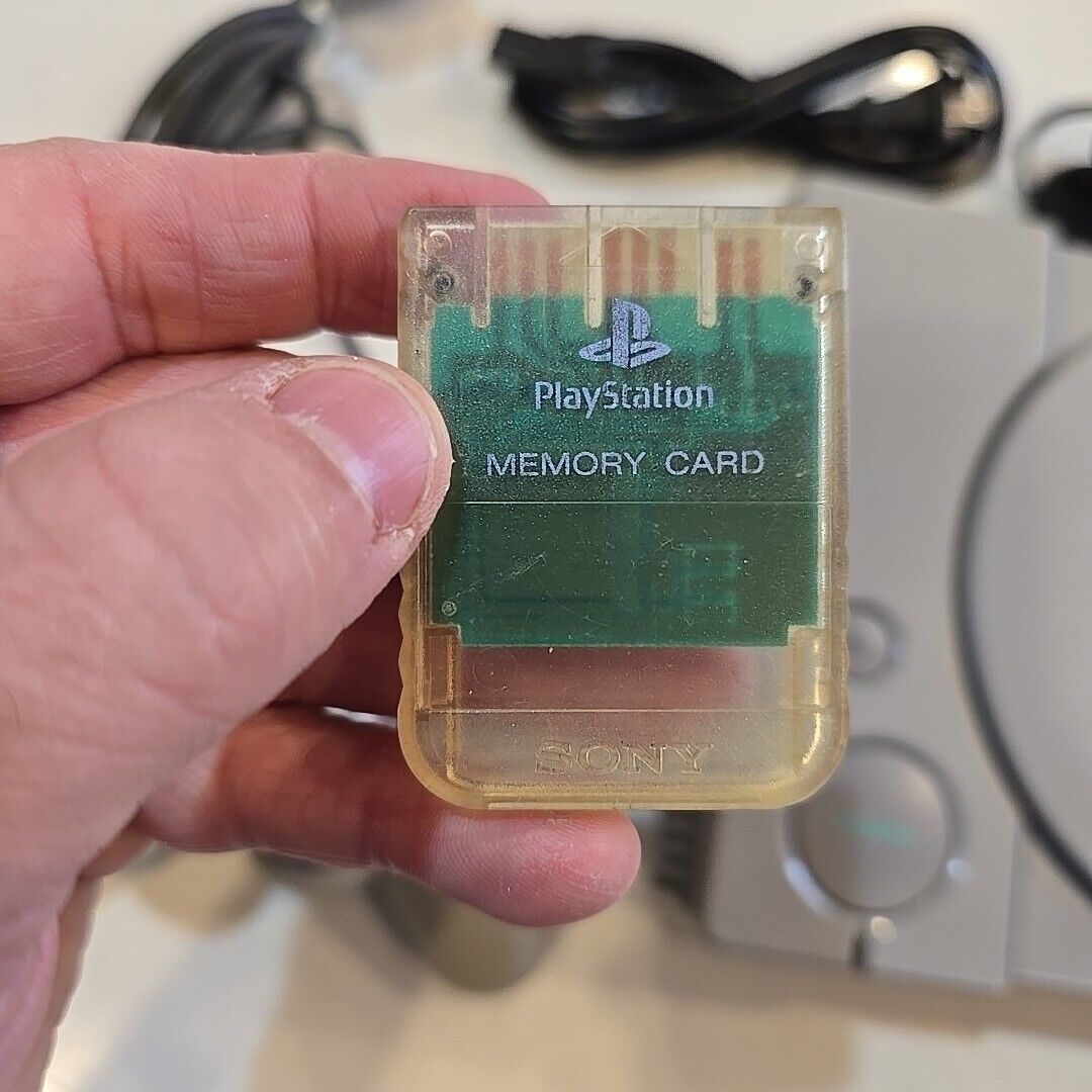 Sony PlayStation 1 PS1 Console PARTS/REPAIR SCPH-7001 POWERS ON