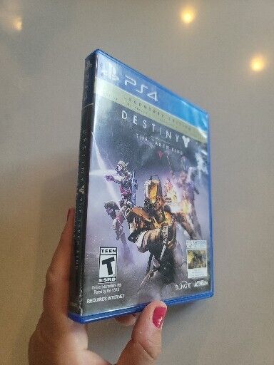 Destiny: The Taken King Legendary Edition PS4, Playstation 4, rated TEEN
