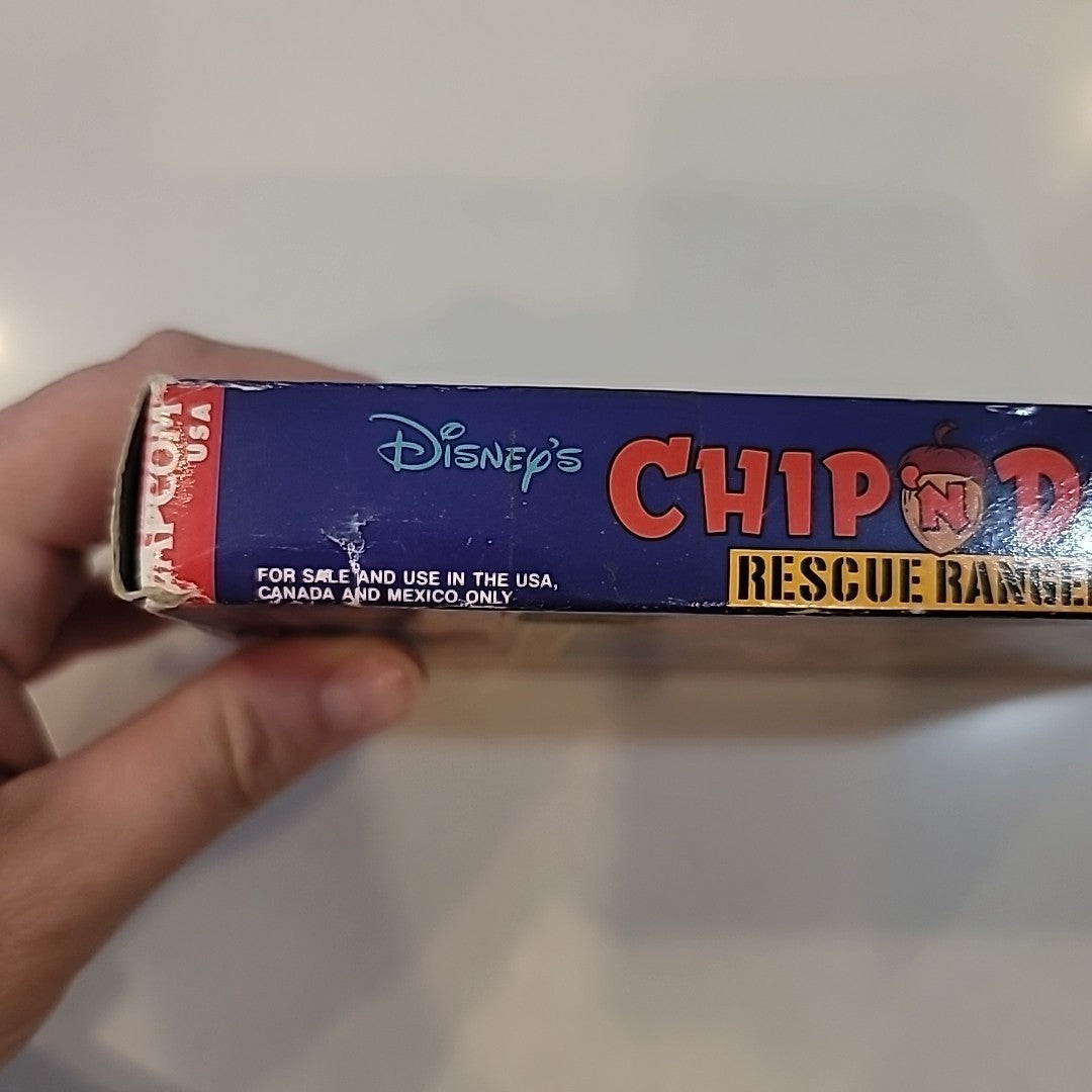 1990 NINTENDO NES CAPCOM DISNEY CHIP 'N DALE RESCUE RANGERS, CART BOX MANUAL