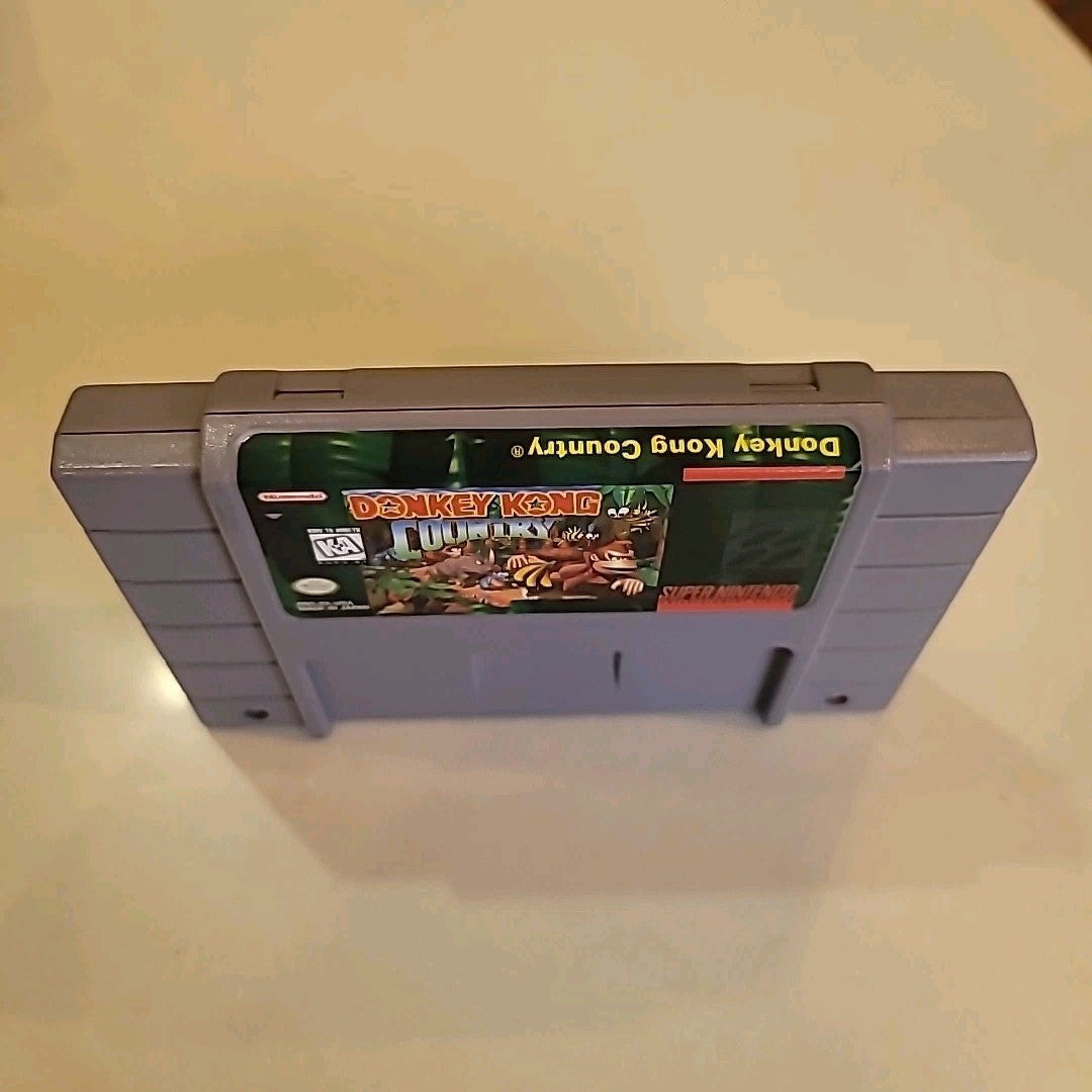 Donkey Kong Country SNES Super Nintendo CIB Complete