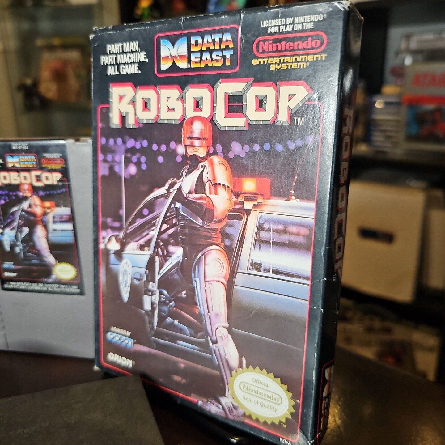 NES - Robocop Box And Game   -Great Shape!-