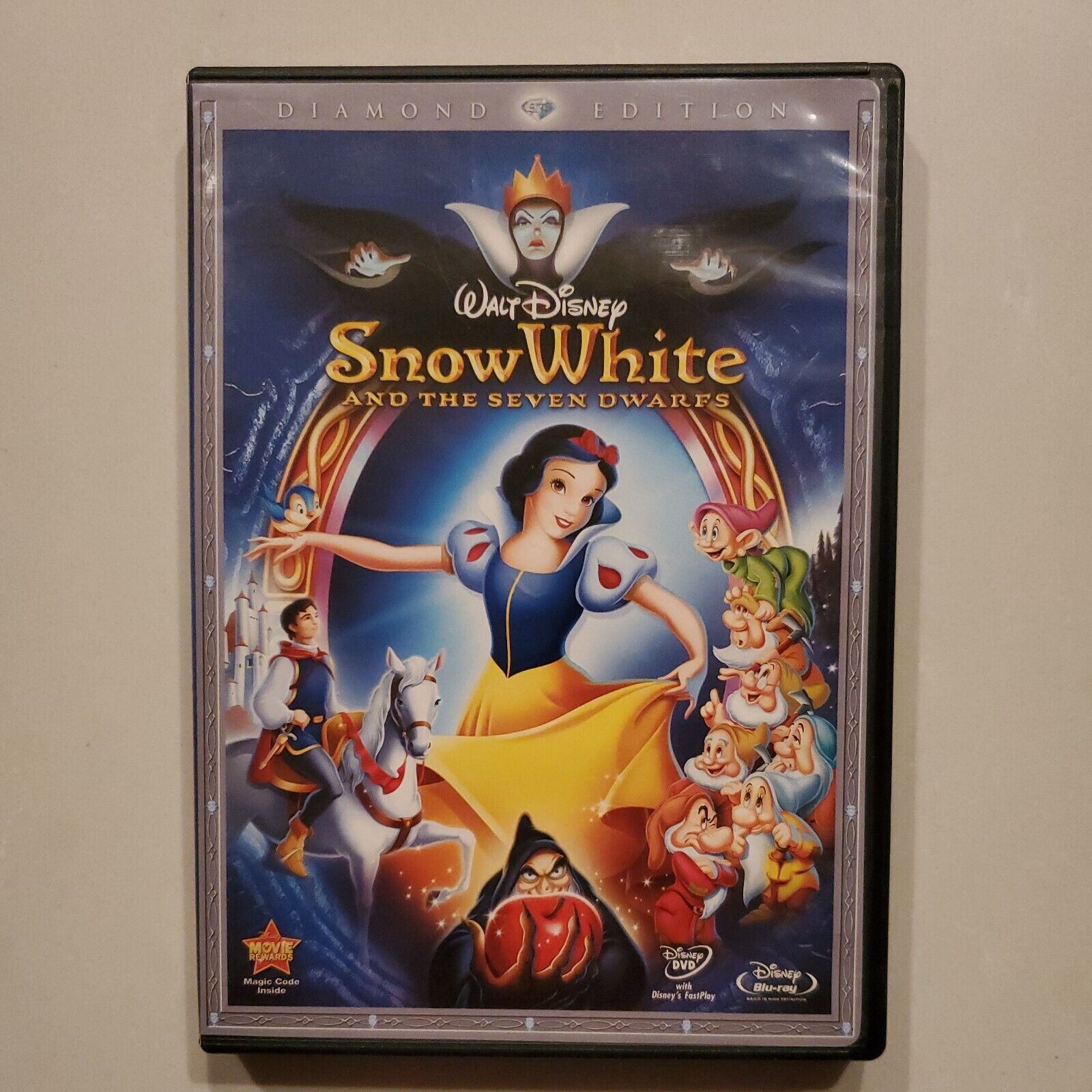 Snow White and the Seven Dwarfs (Blu-ray/DVD, 2009, 3-Disc Set)