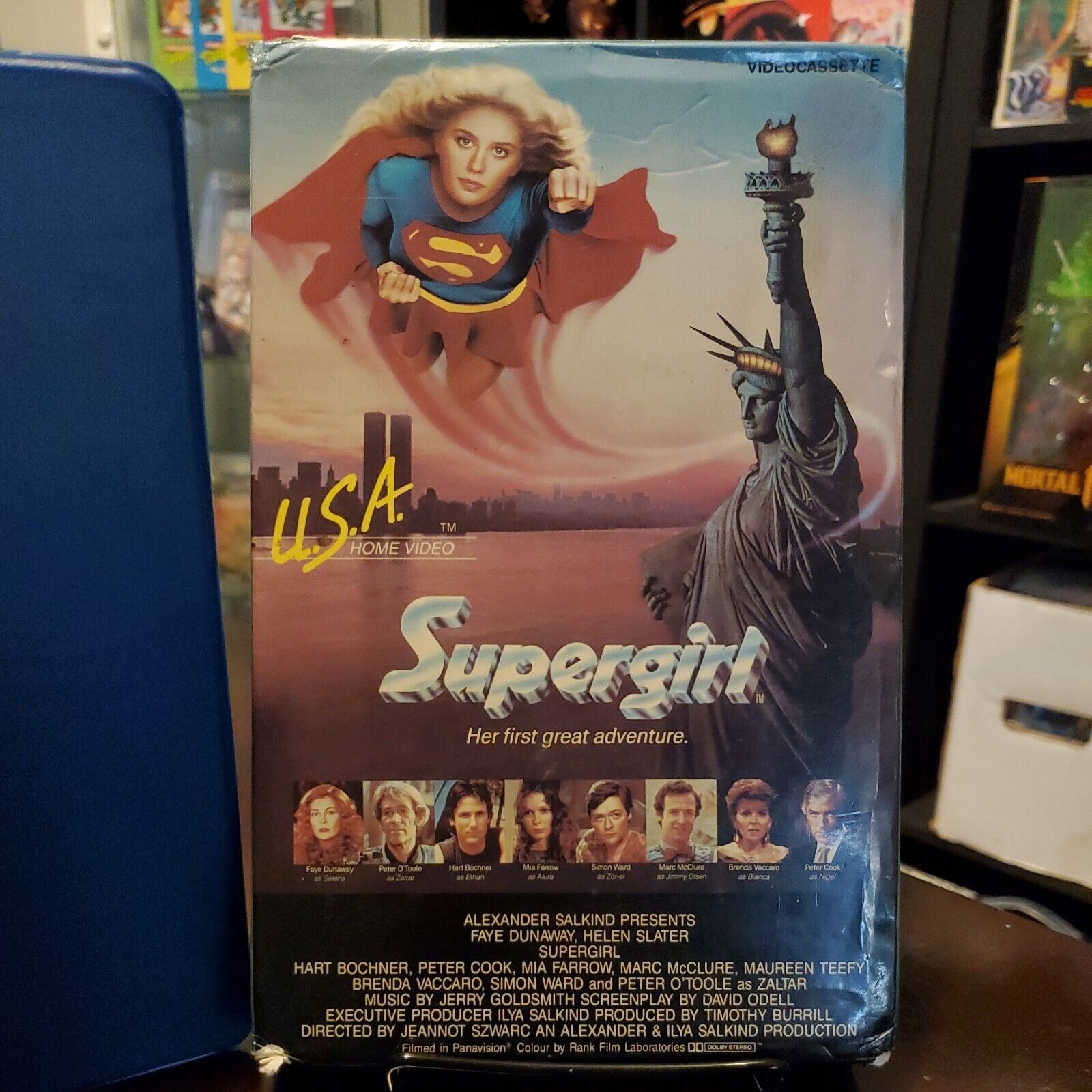 Supergirl VHS U.S.A. Home Video Big Box Release 1984 1985 *1st Release*