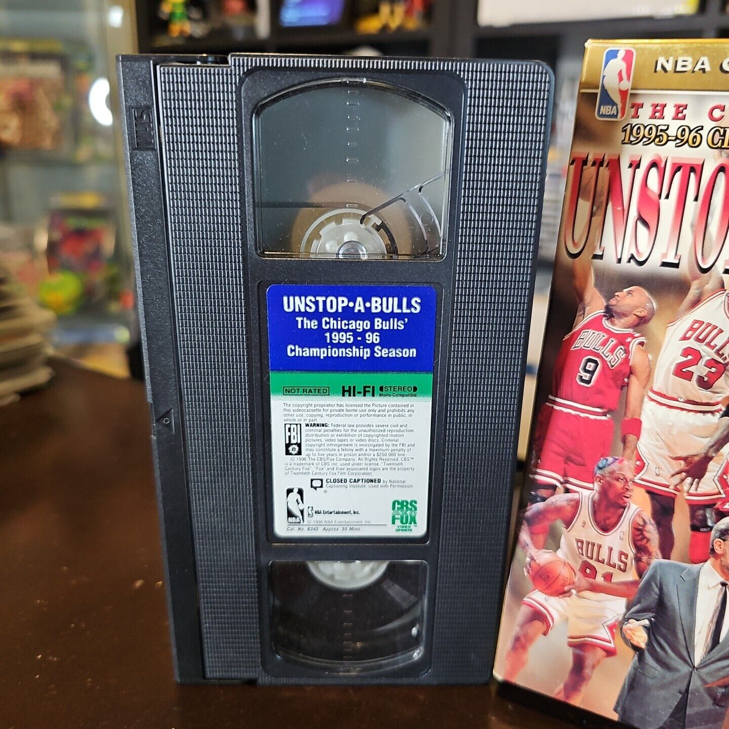 . The Official 1996 NBA Championship Chicago Bulls Unstop-A-Bulls VHS Video Tape