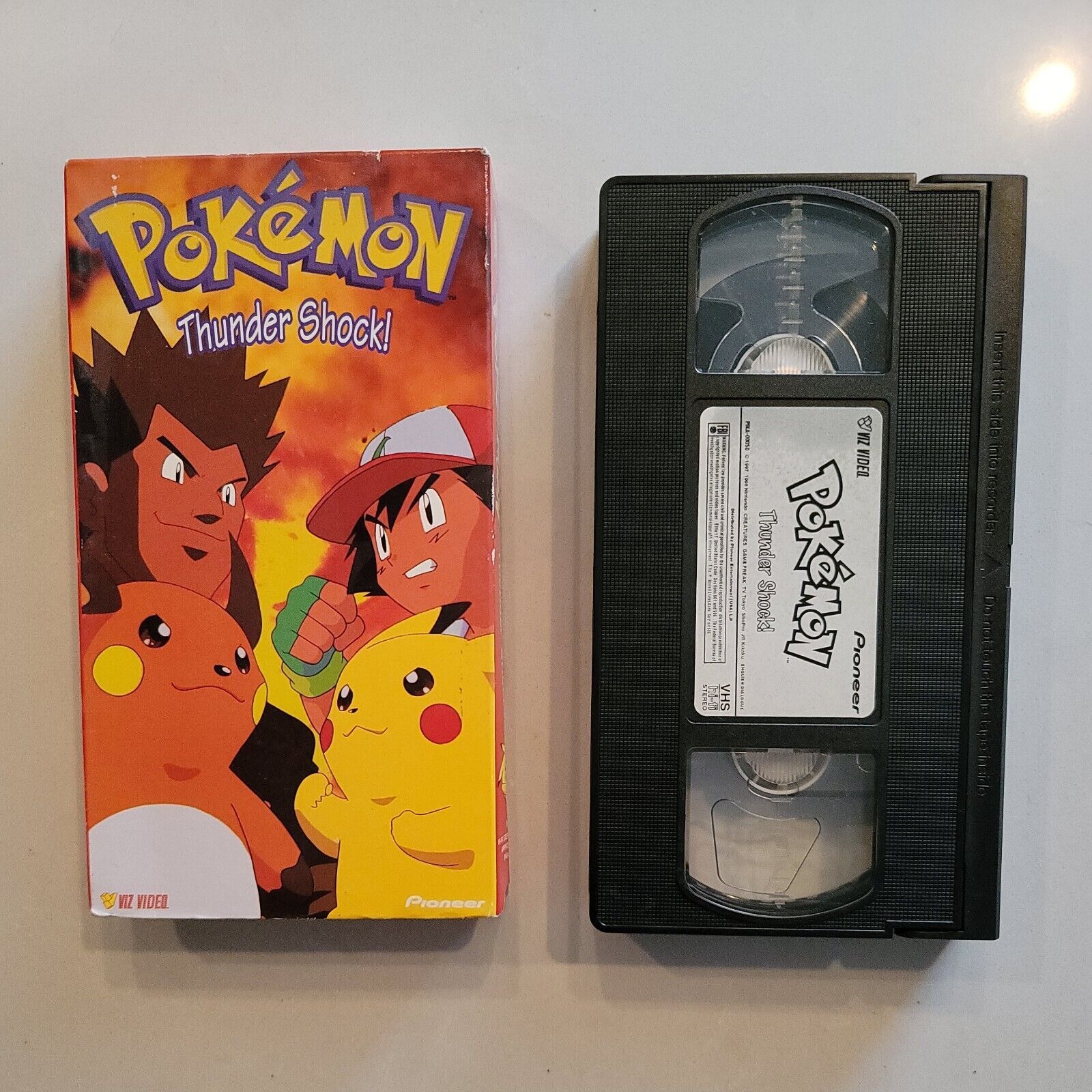 POKEMON THUNDER SHOCK! 1998 Nintendo Video Tape SB10