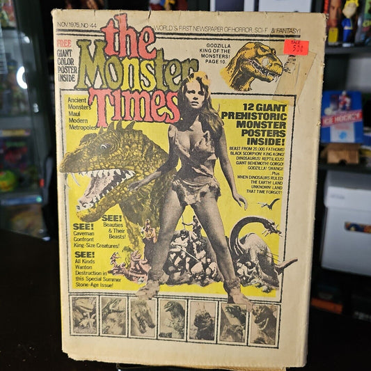 The Monster Times #44 Prehistoric Monster GodzillaPoster Issue November 1975 VG+