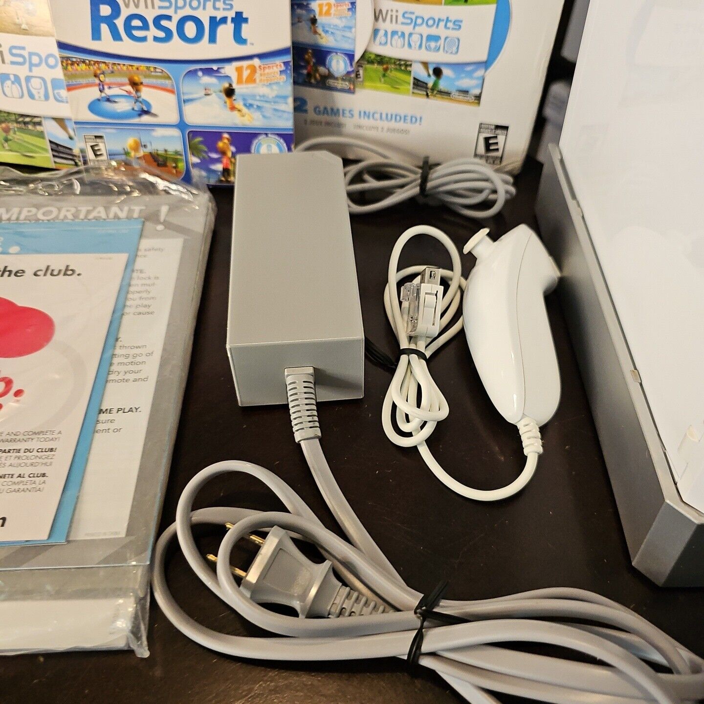 Nintendo Wii Sports & Resort White Console System In Box Clean & TESTED