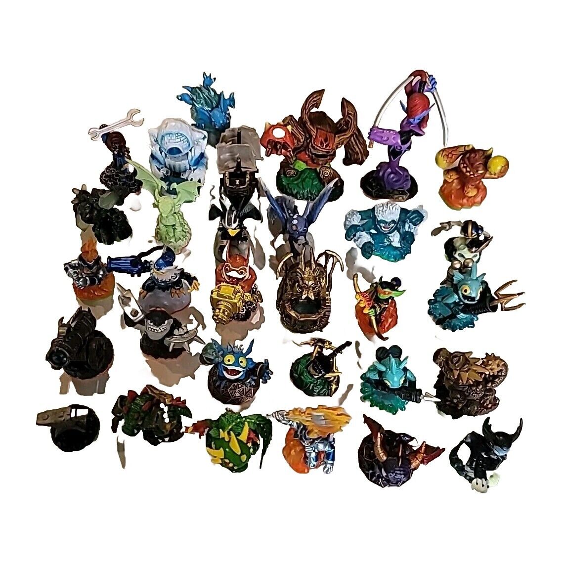 Skylanders Lot of 31 Figures