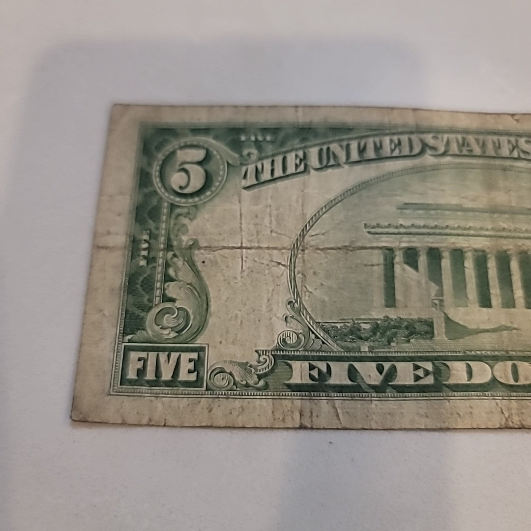 Series 1928F $5 Dollar Bill Legal Tender Red Seal Note.Very Rare!!