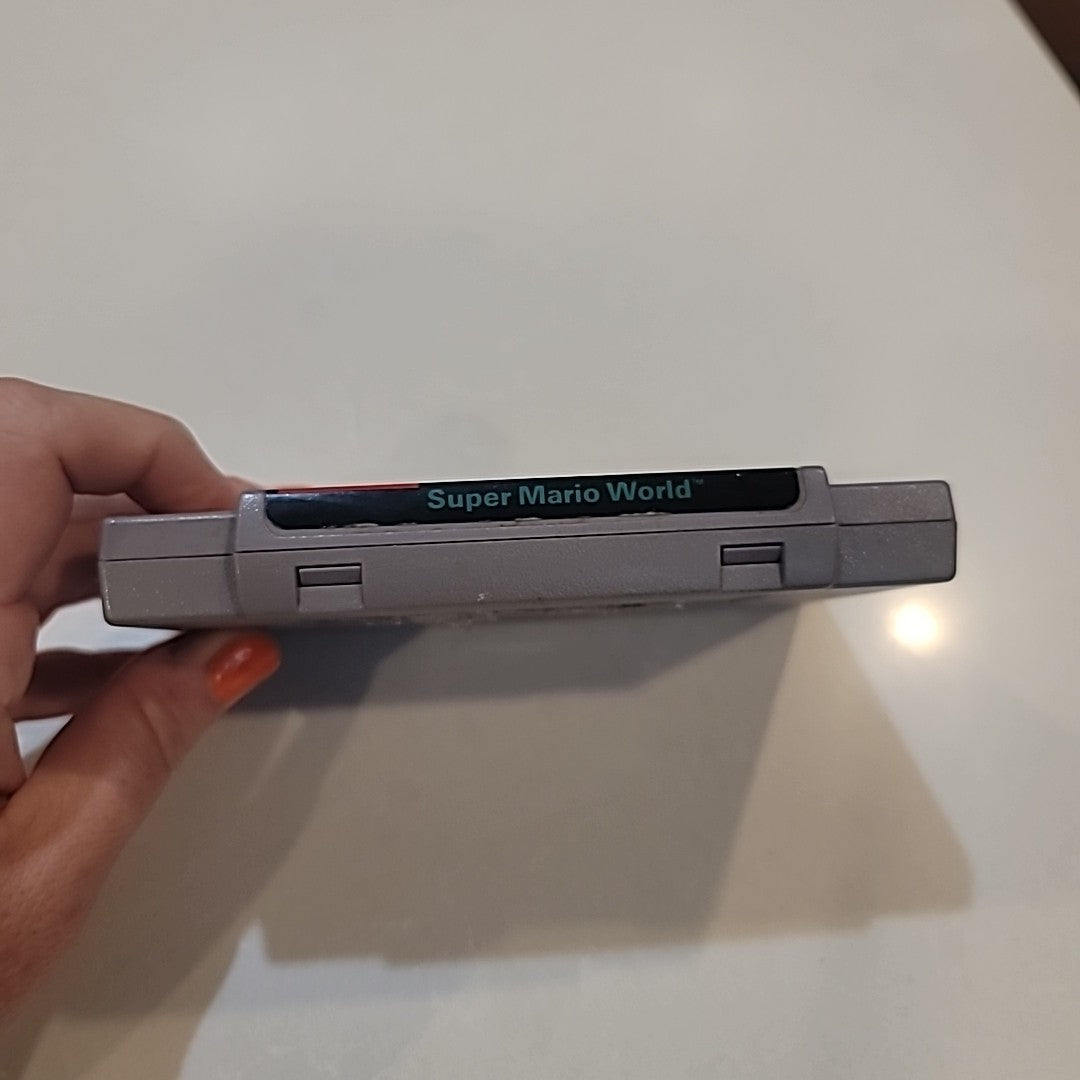 Super Mario World (SNES, 1991) Tested & Working Authentic