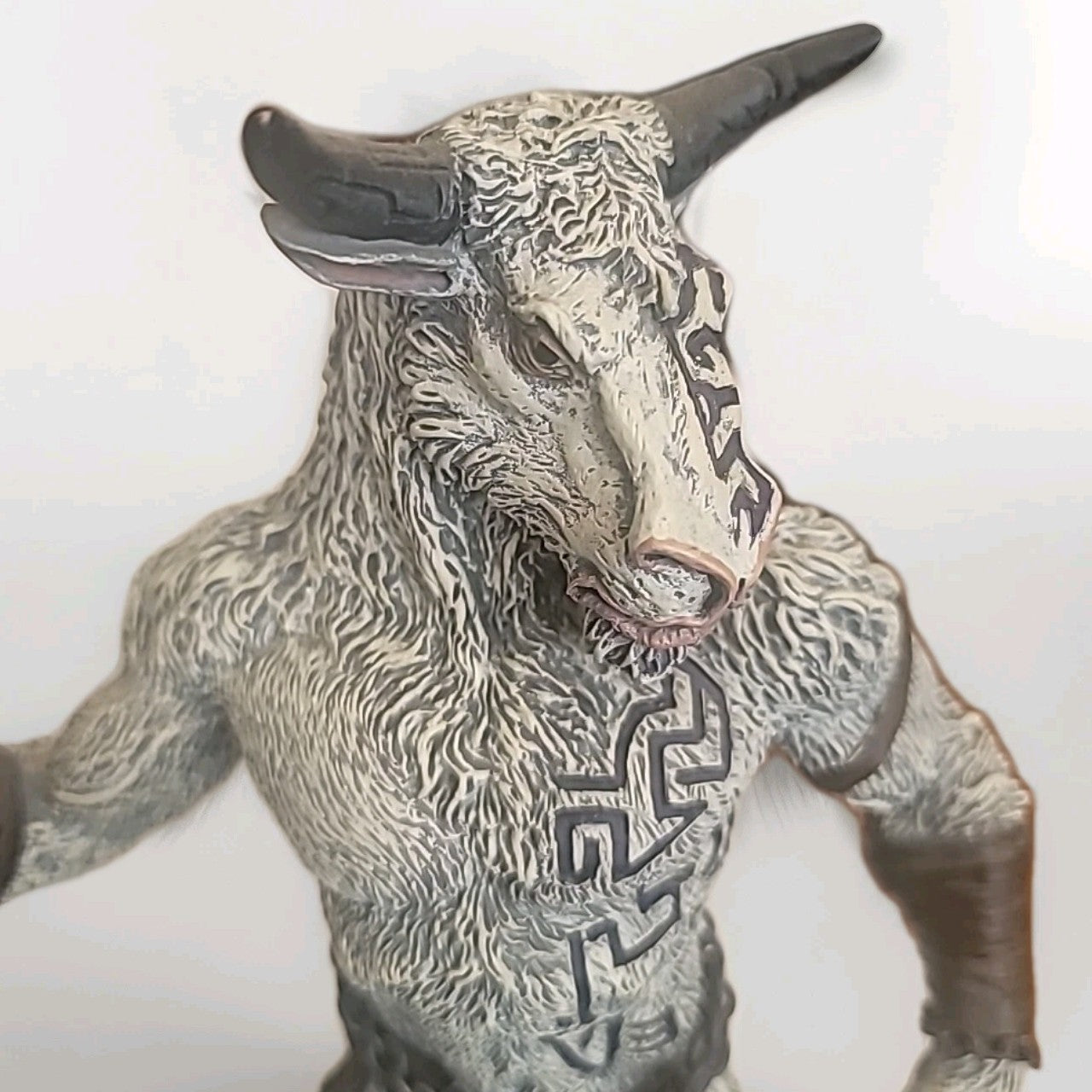 MTG Hurloon Minotaur Randy Bowen LE Cold Cast Statue (See Description)