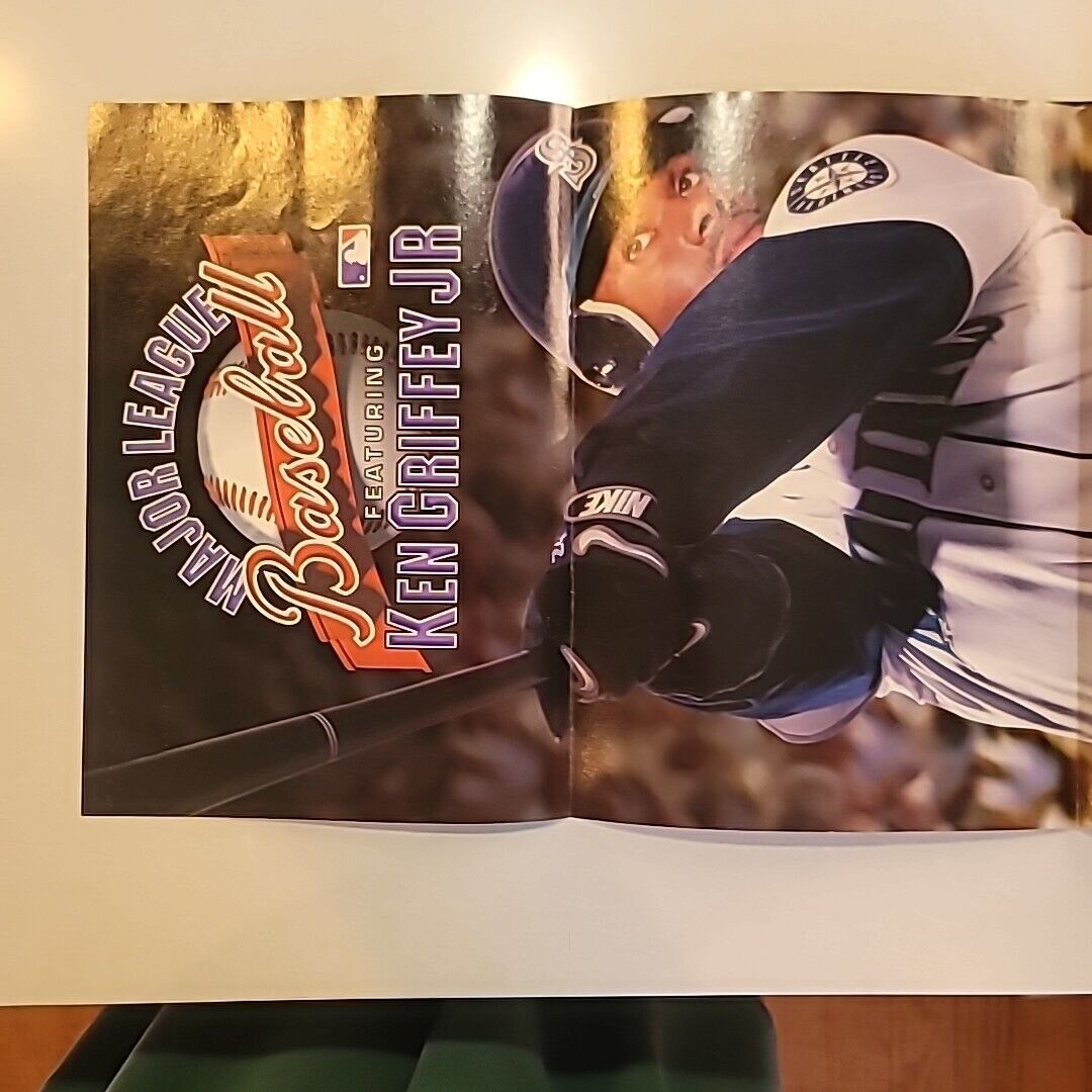 Nintendo Power Volume 98 Star Fox w Ken Griffey Jr Seattle Mariner Poster Insert