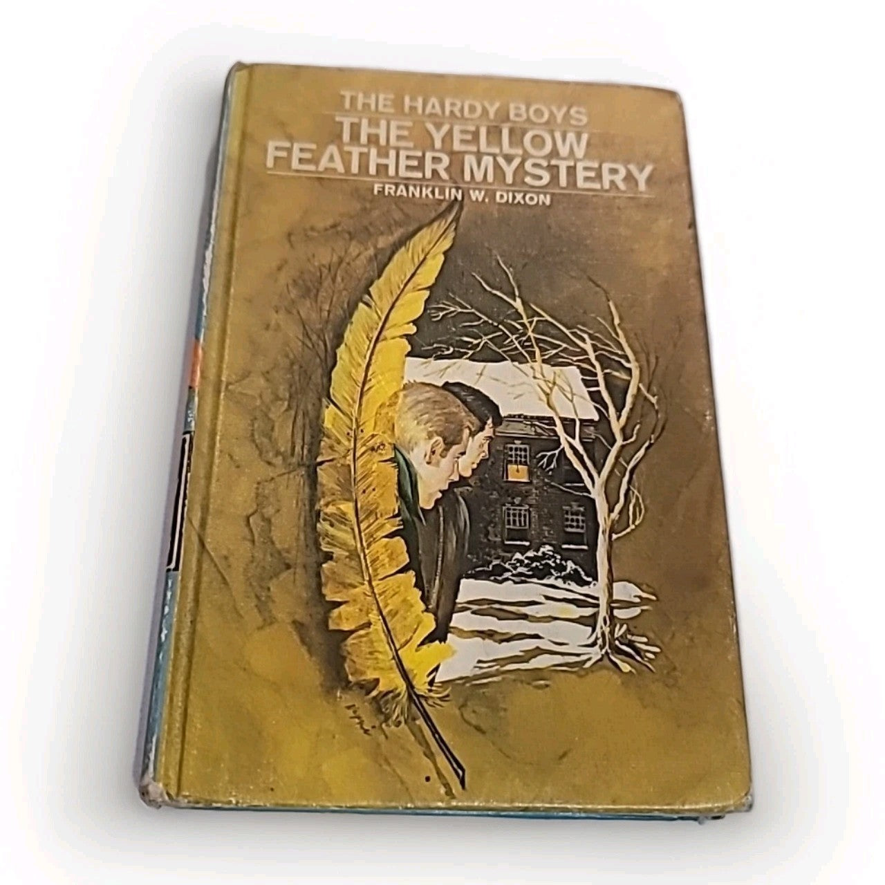 Hardy Boys #33. The Yellow Feather Mystery.  1971 Hardback