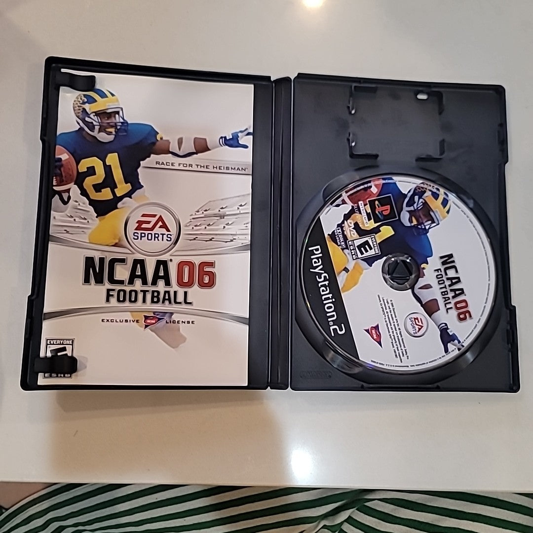 2006 NCAA 06 Football PS2 EA Sports Sony PlayStation 2 Football Game