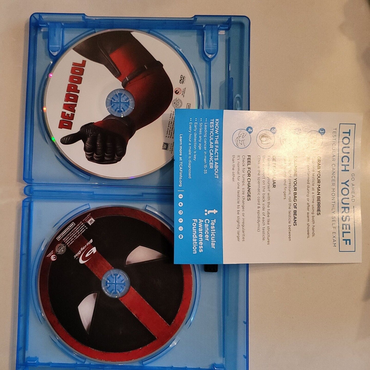 Deadpool Ryan Reynolds (Blu-ray + DVD + Digital, 2016) SB5