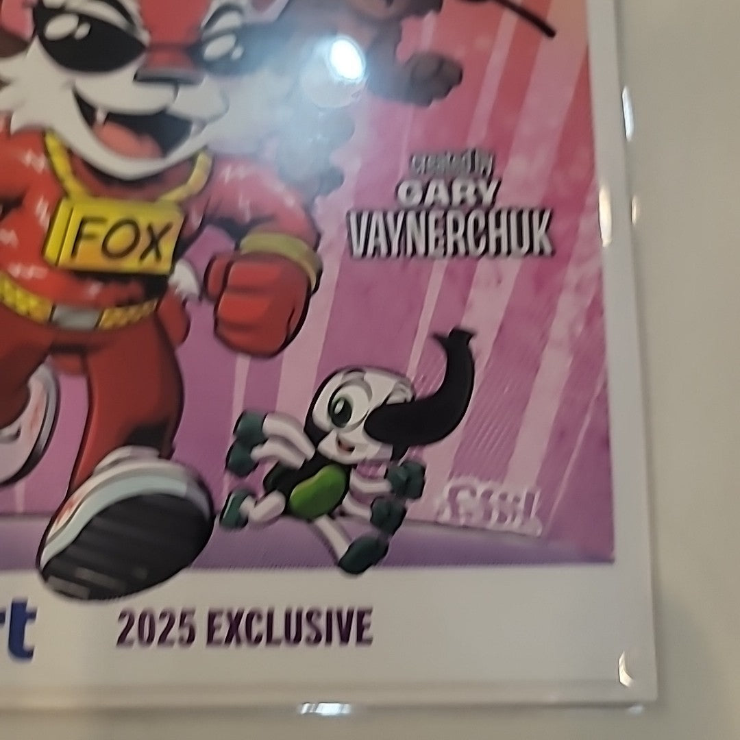 SIGNED! 2025 NYCC Veefriends exclusive Comic And Stickers Walmart NY Comic Con 