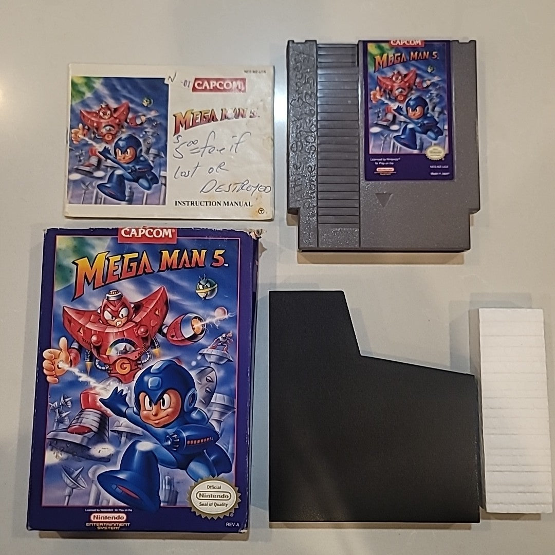 1985 Mega Man 5 (Nintendo NES) Complete CIB W Reg- Tested - Authentic