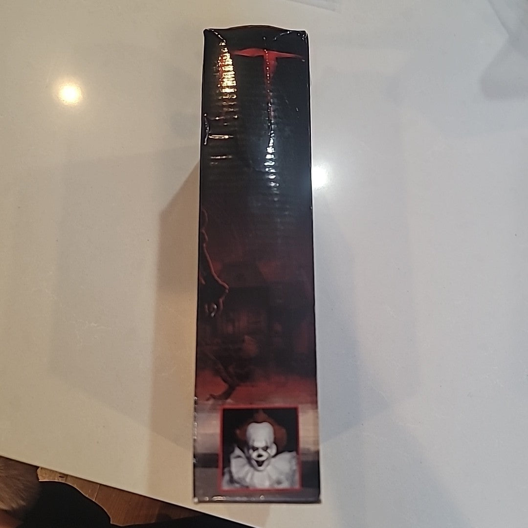 NECA 2017 IT Pennywise RETRO Action Figure 8" Clothed Reel Toys 2017 IT Movie