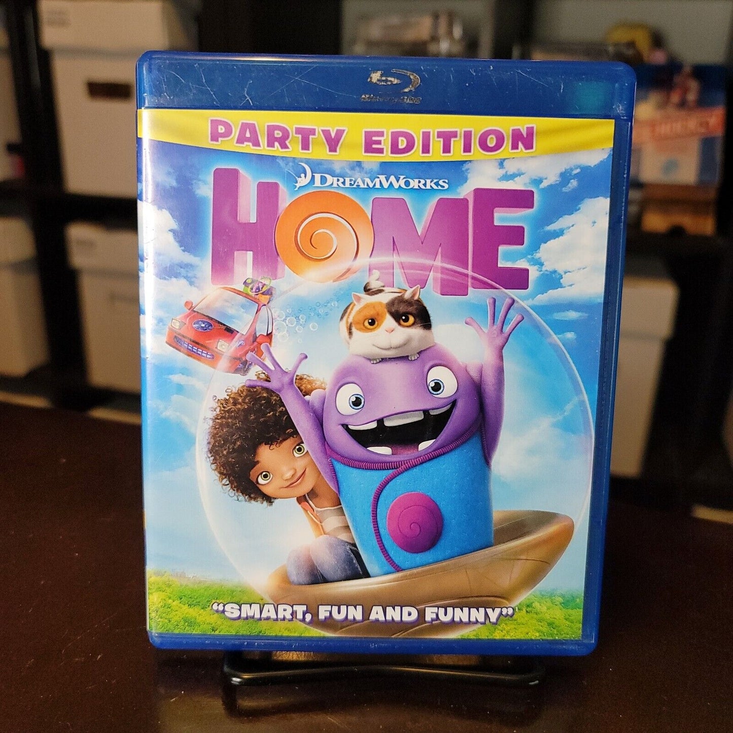 HOME - Party Edition DVD + BLU-RAY