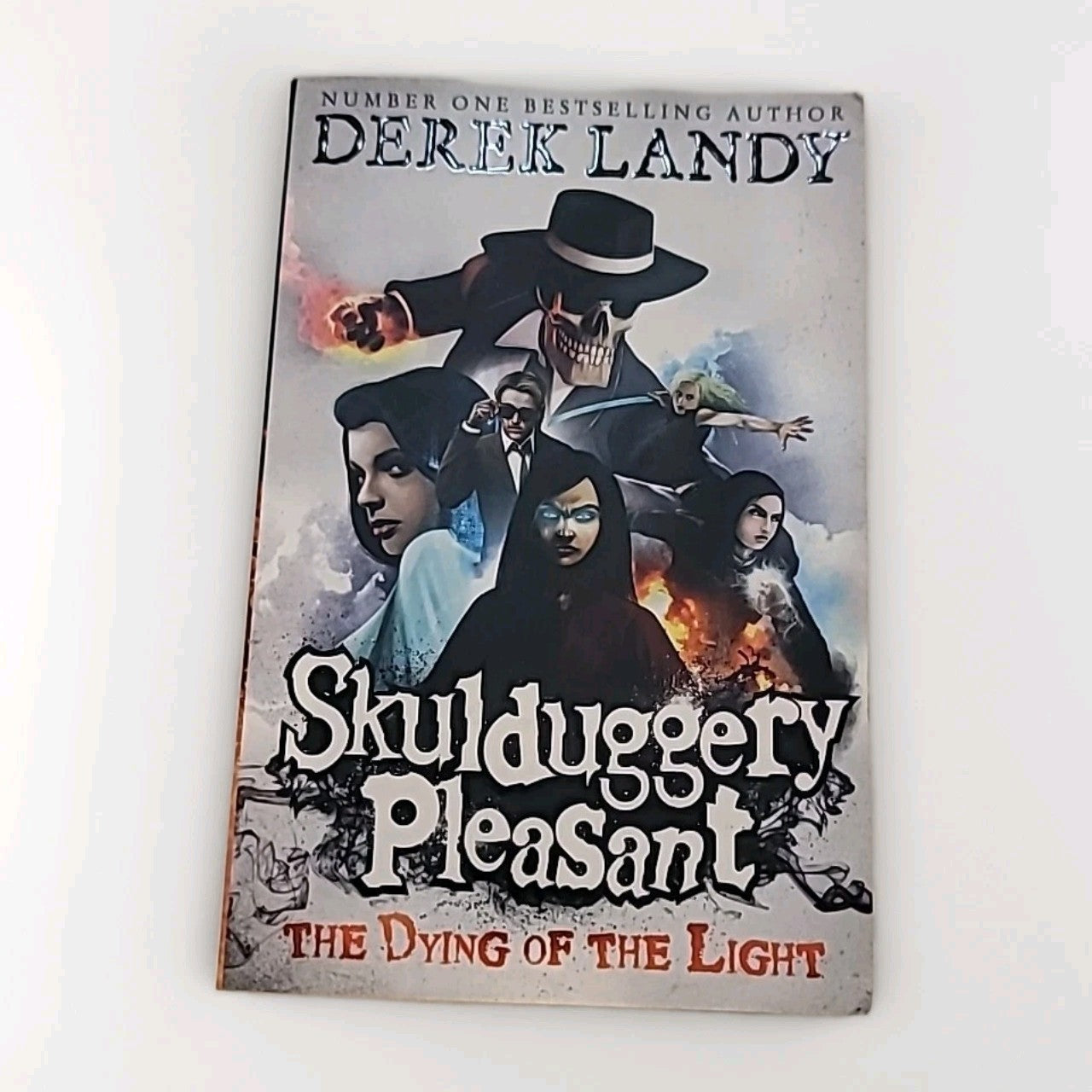 Skulduggery Pleasant 9. The Dying Of The Light by Derek Landy