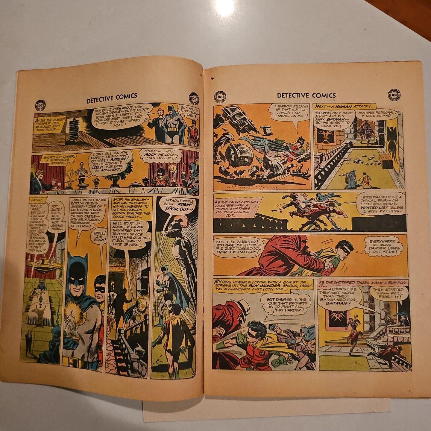 Batman :Detective Comics #329 (1964) Loose Staple