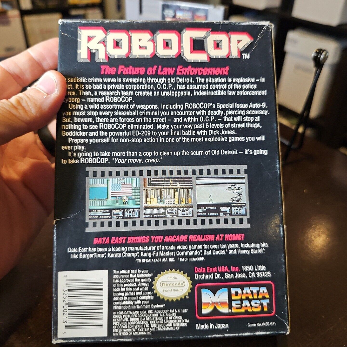 NES - Robocop Box And Game   -Great Shape!-