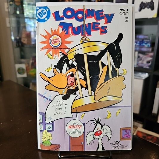 LOONEY TUNES #1 DC BURGER KING 2002 & Donald Duck Version