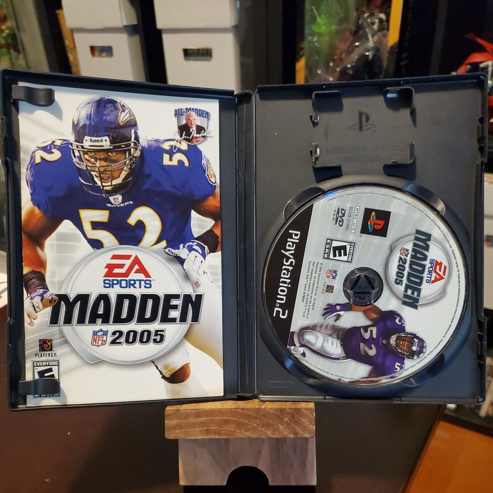 PlayStation 2 NFL Madden 2005 PS2 football Ray Lewis Cover * Machine Polished *