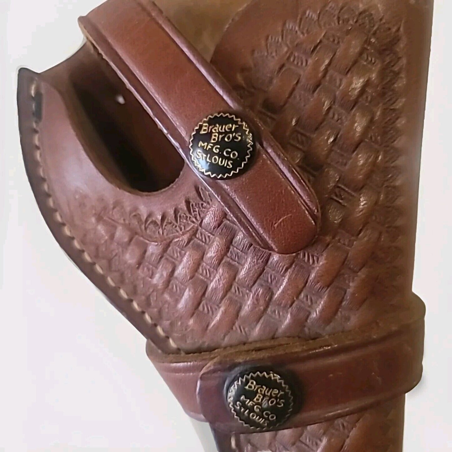 Brauer Bro's MFG. CO. St. Louis Brown Leather Basketweave Holster H E/9