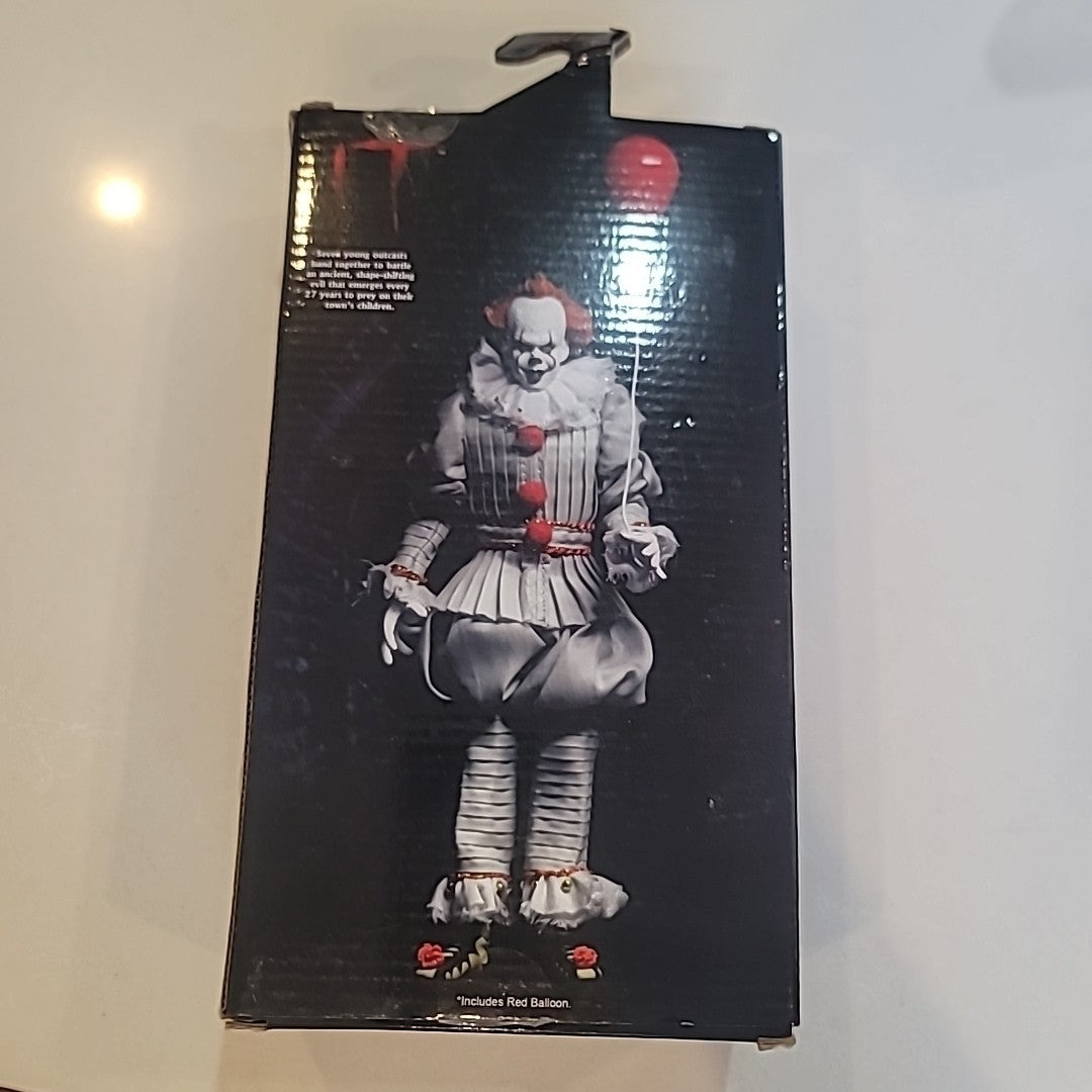 NECA 2017 IT Pennywise RETRO Action Figure 8" Clothed Reel Toys 2017 IT Movie