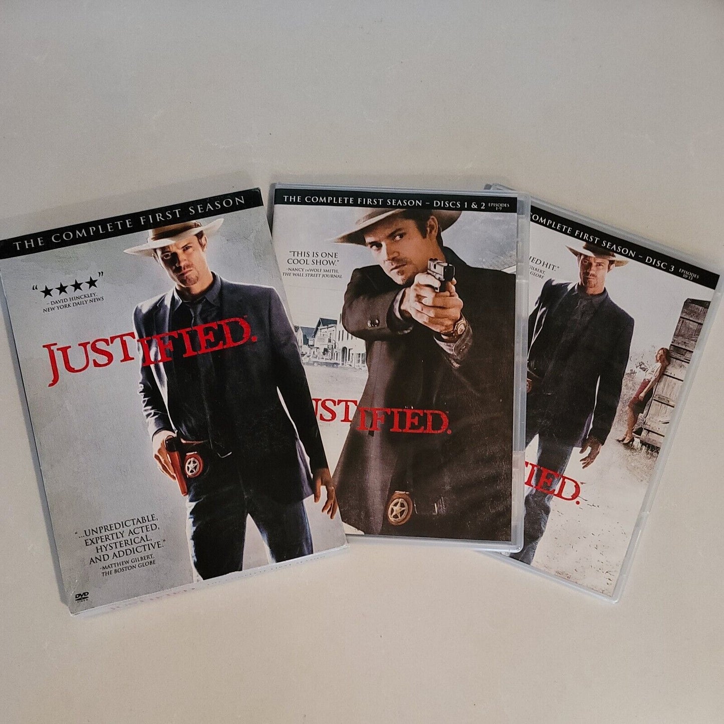 Justified: The Complete First Season (DVD, 2011, 3-Disc Set)