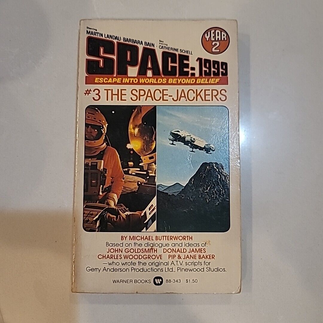 Space: 1999 #3 The Space-Jackers by Michael Butterworth (Paperback)
