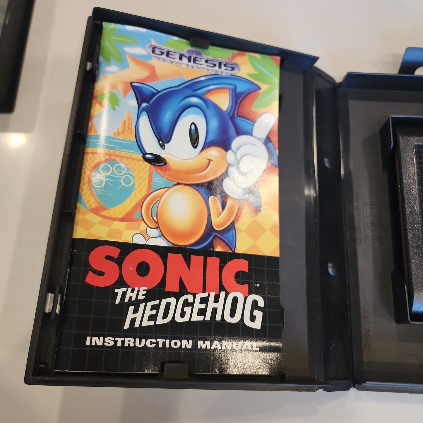SEGA Sonic the Hedgehog Sega Genesis, Manual Included, CIB, Complete