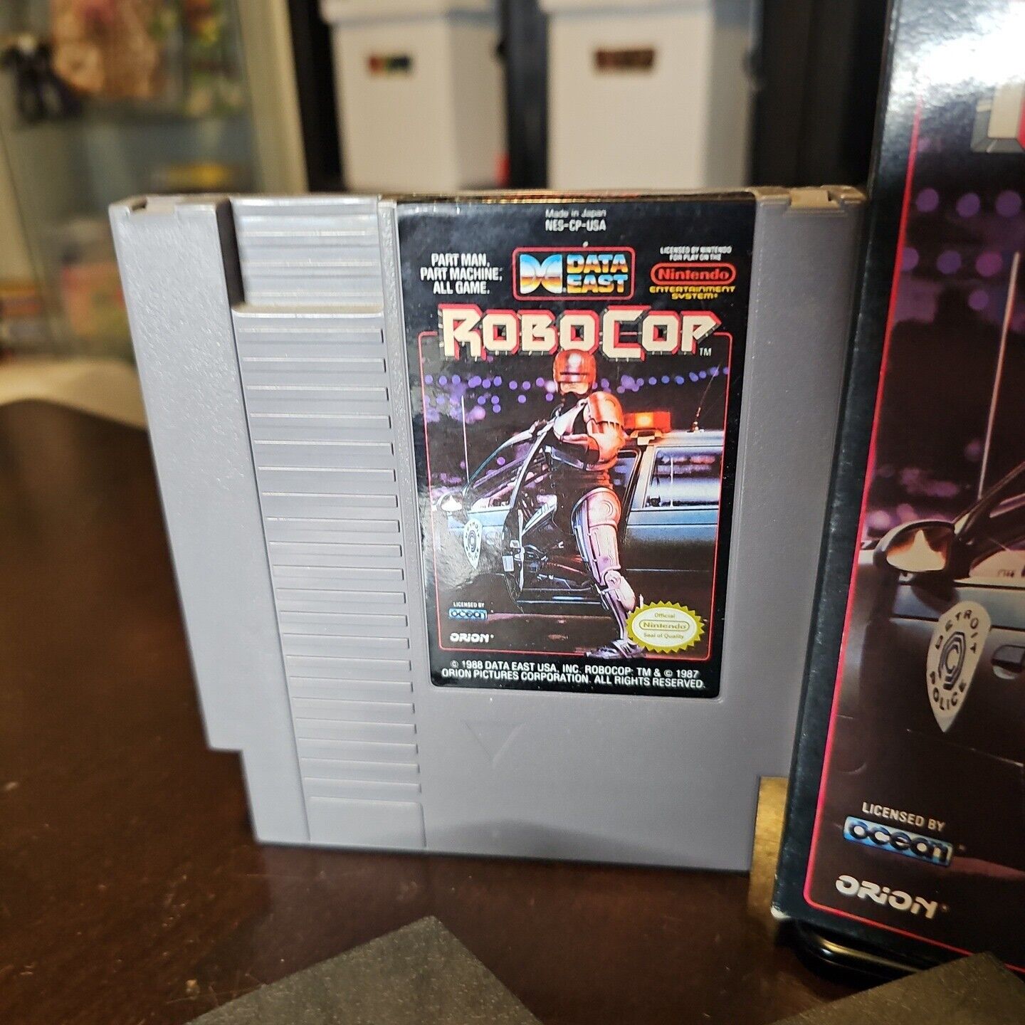 NES - Robocop Box And Game   -Great Shape!-