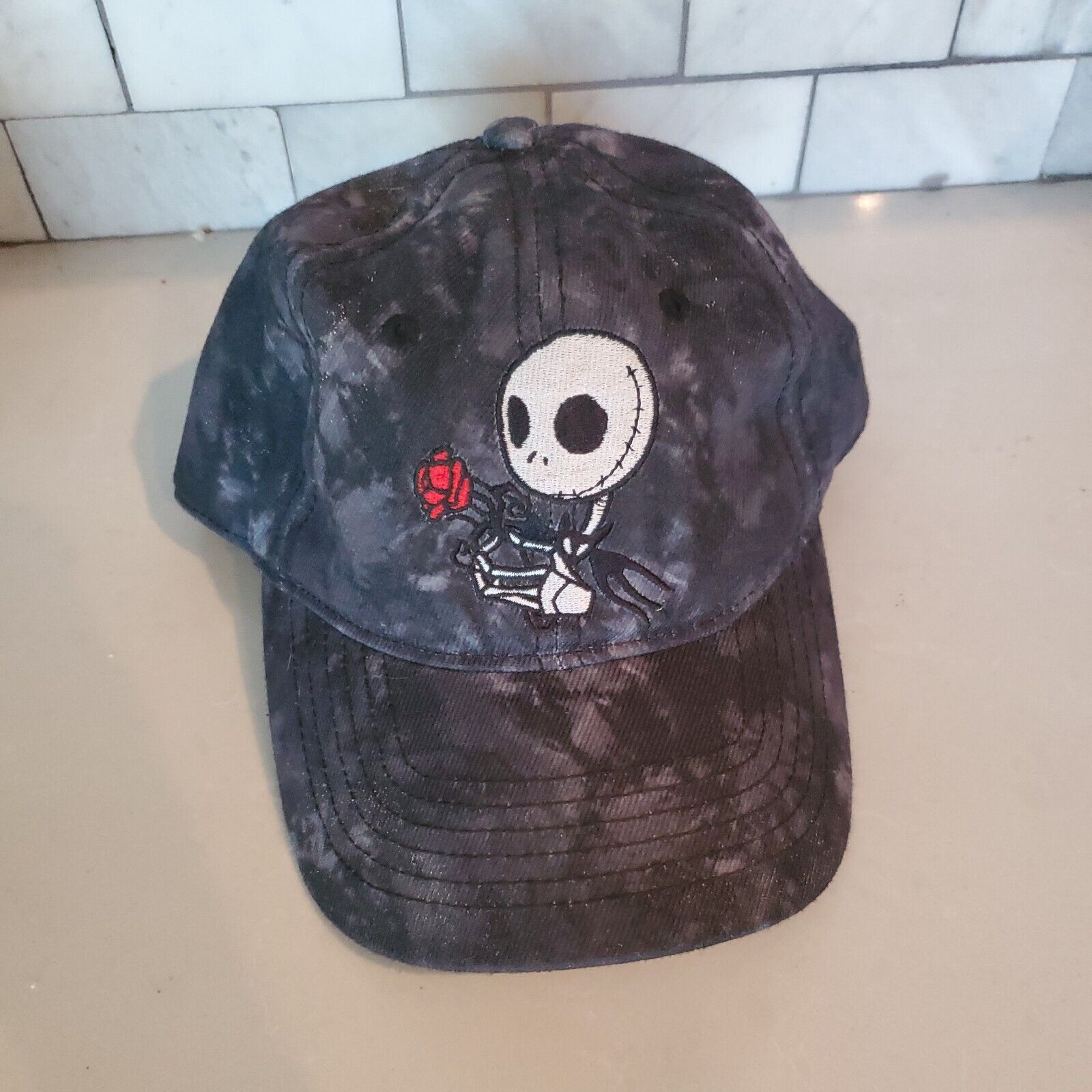 DISNEY - NIGHTMARE BEFORE CHRISTMAS JACK WITH ROSE HAT - ADULT ADJUSTABLE