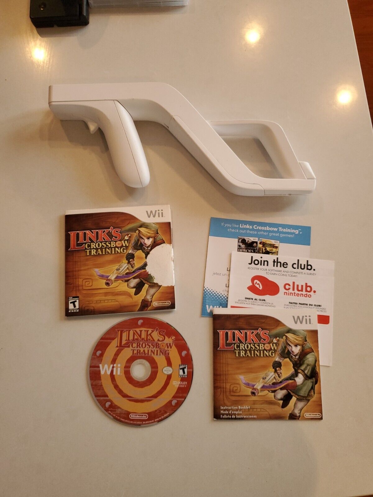 Link's Crossbow Training Nintendo Wii Game Complete With Wii Zapper Gun Tested