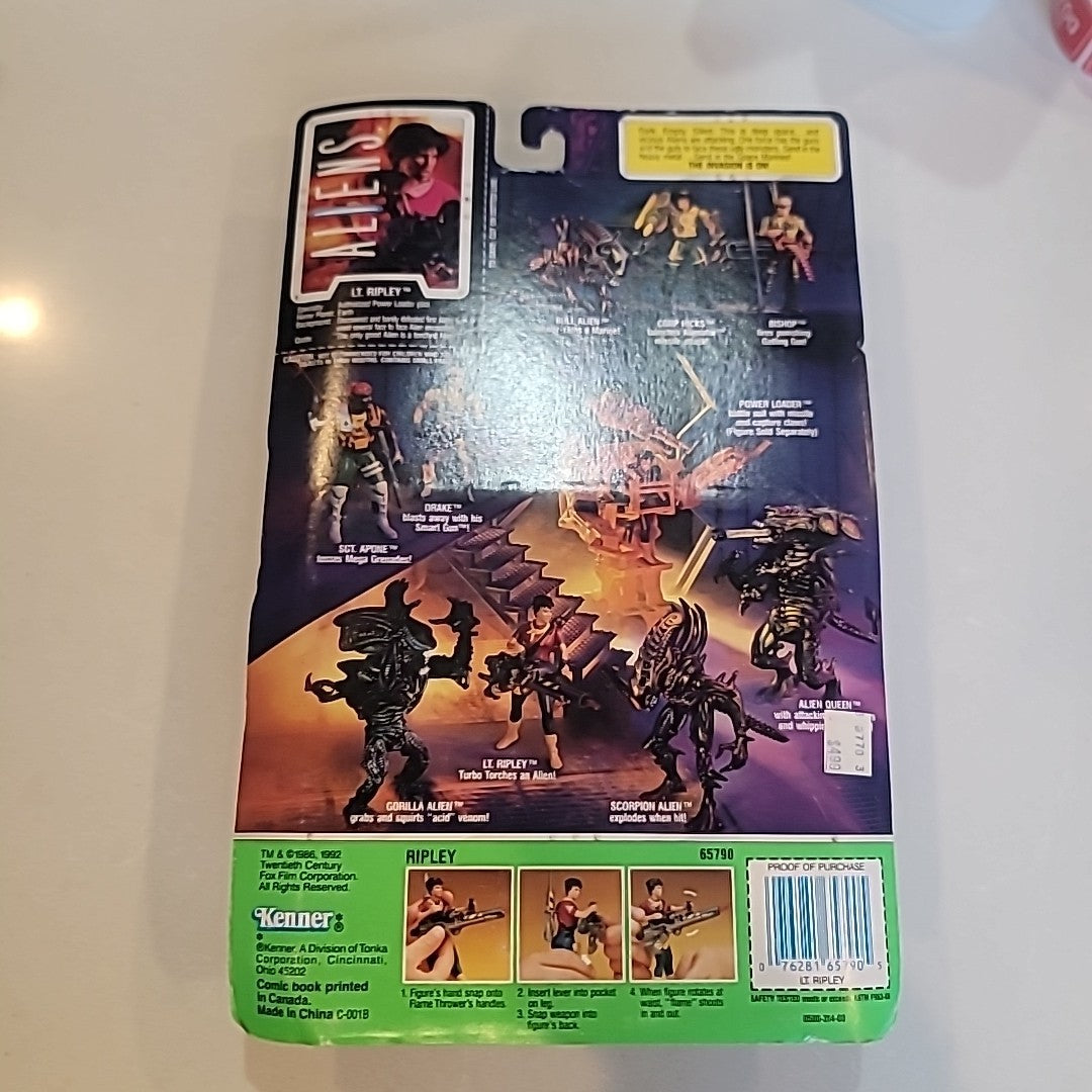 Kenner Aliens Space Marine Lt. Ripley Action Figure 5" New Sealed, Vintage 1992